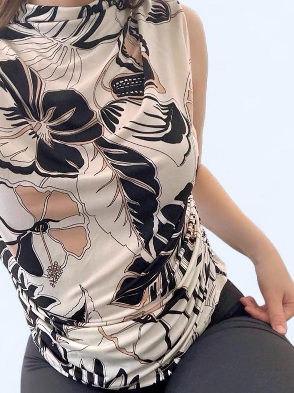 Y2K Slinky Floral Mock Neck Tank Top